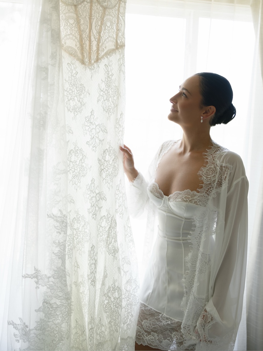 Cherie Attire White Lace-Trim Silk Chemise Slip Dress & robe